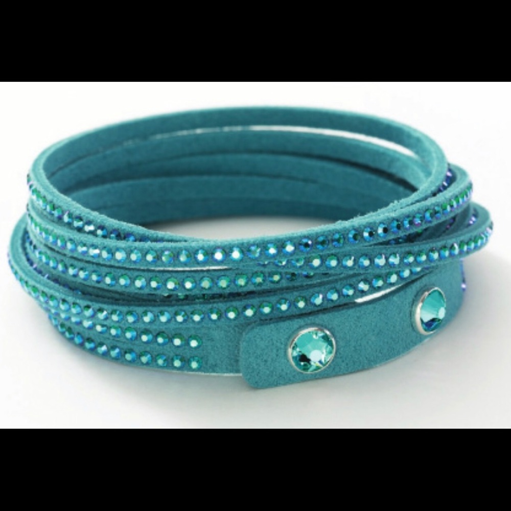 Wrap-star bracelet in Laguna Blue BNIB Over 600 Swarovski crystals hand set